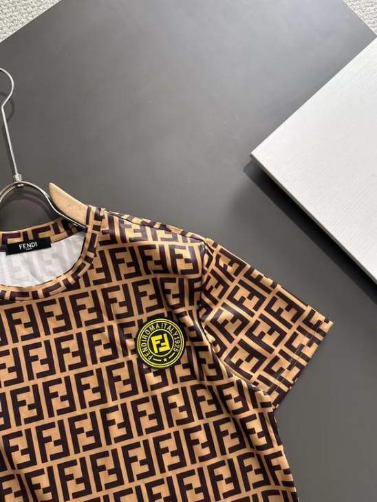 Picture of Fendi T Shirts Short _SKUFendiM-3XL12jn0114675